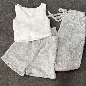 **3 Piece Sherpa set